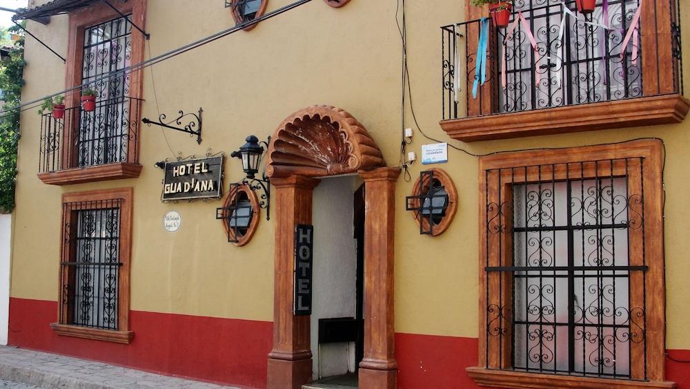 Del Parque Guadiana Hotel